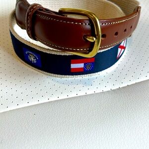 Mens NWOT Brown Leather Belt with Flag Design and Solid Brass Buckle, size 32.
